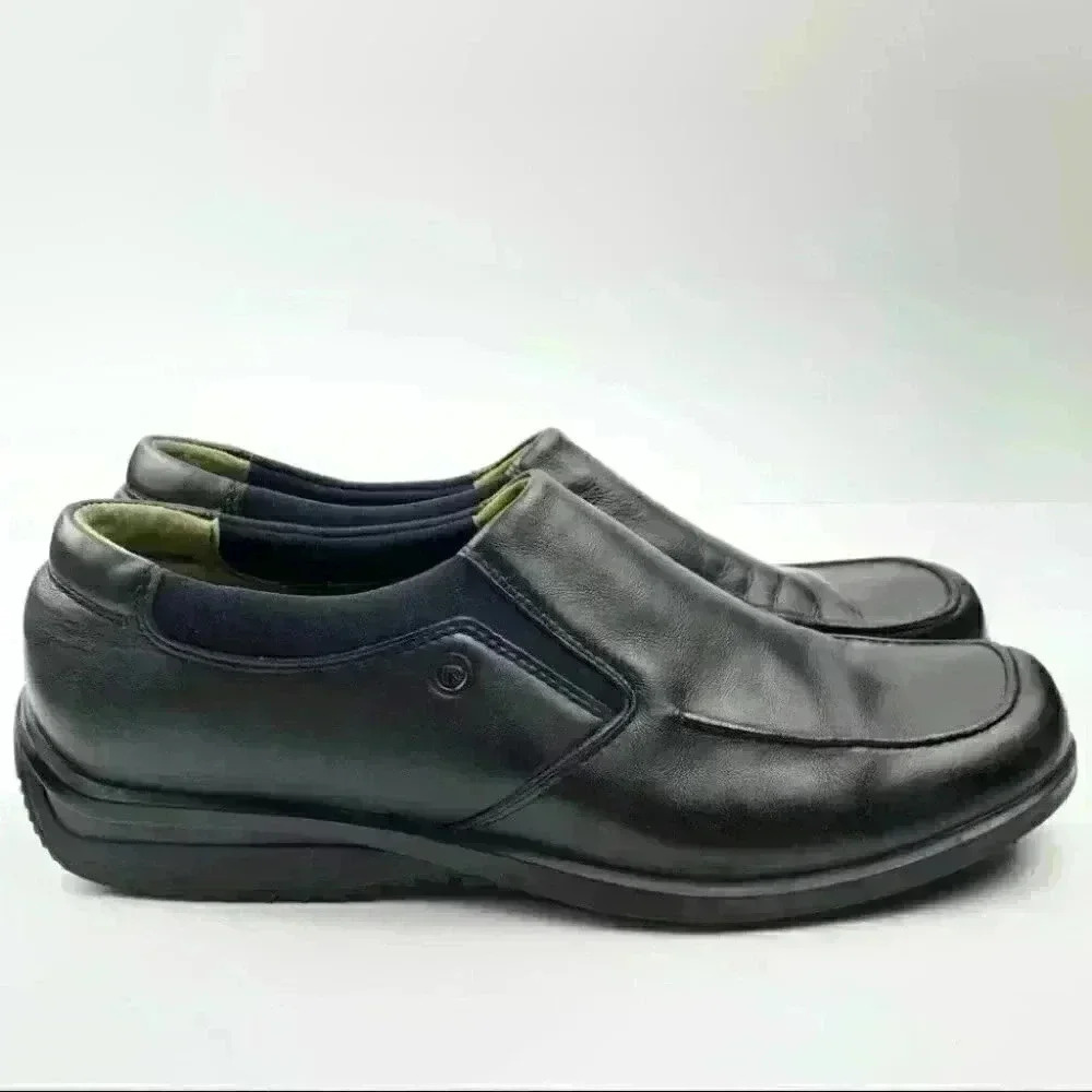 Report flats size 10 black leather loafers